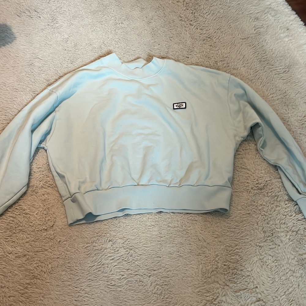 billabong cropped crew neck sweatshirt